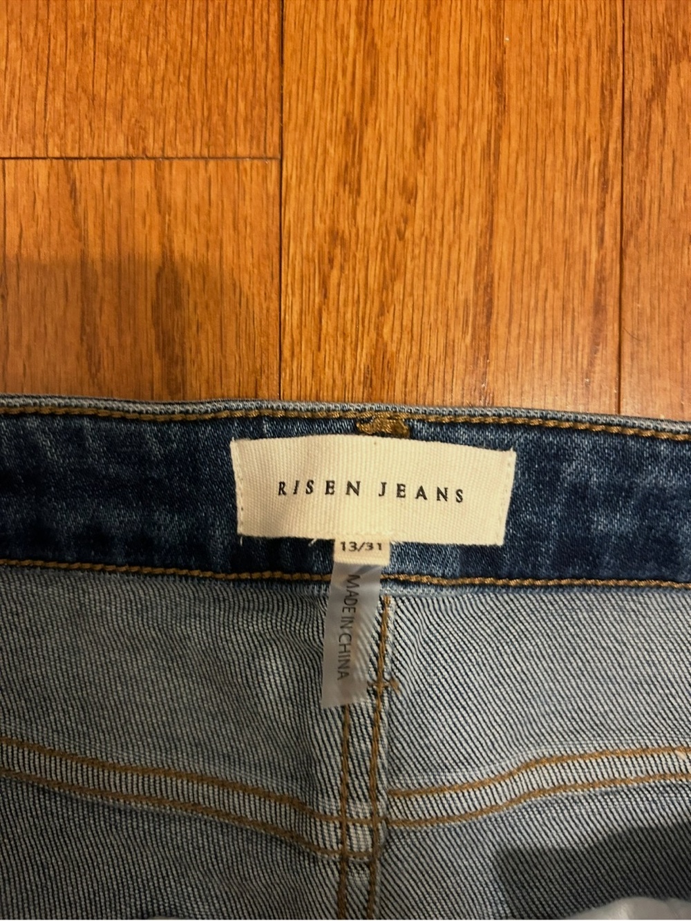 Risen High Rise Raw Hem Flare Jeans Size 13/31 - Picture 4 of 8